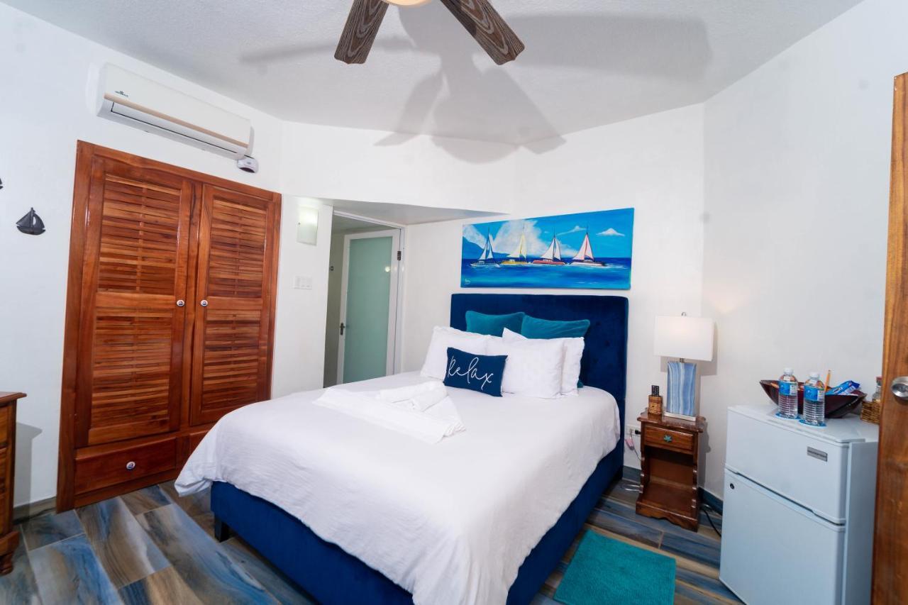 Blue Skies Beach Resort Negril Exterior foto